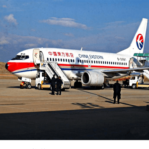 左旗巴彦浩特机场空运航空快运业稳步发展的原因是什么？